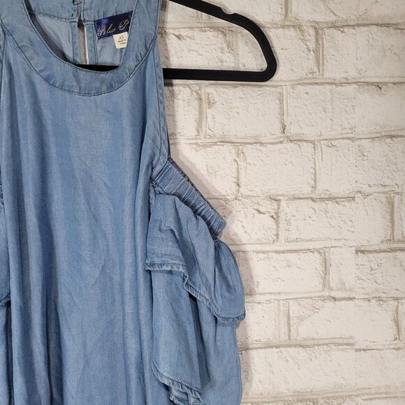 Blue Rain lyocell blue open shoulder top - Picture 3 of 12